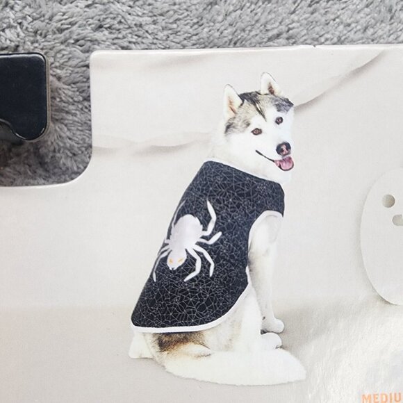 Dog Black & White Halloween Graphic Spider T Shirt Costume upto 40lbs Size M - Picture 2 of 6